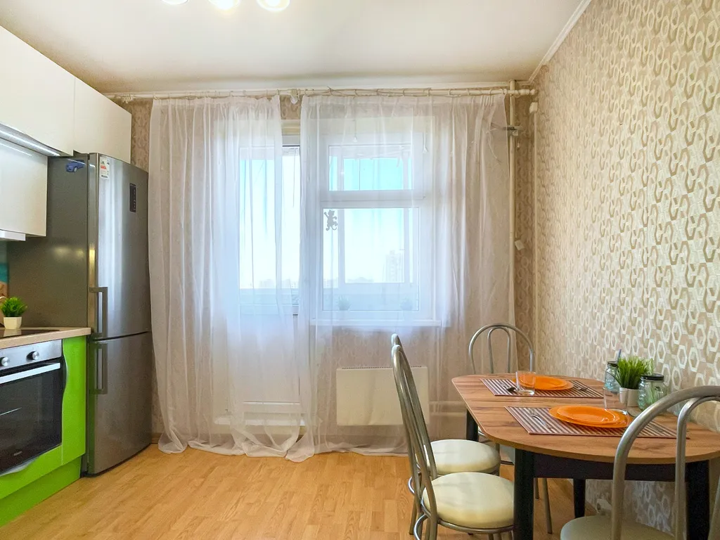 Уютная 1-комнатная квартира в Левобережье для 1-4 гостей