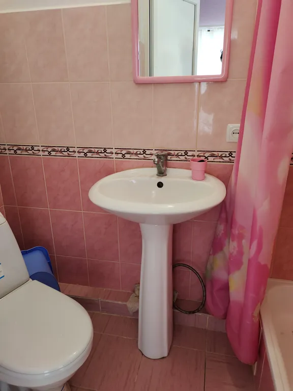 Уютная комната с удобствами с видом на море