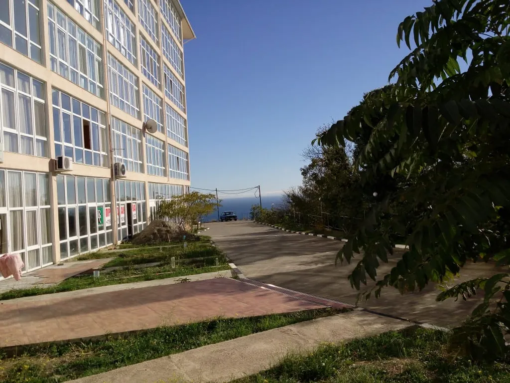 Апартаменты новые с видом на море, горы в новом доме над форосским парк