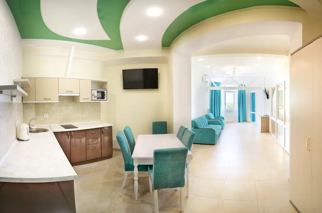 С видом на море