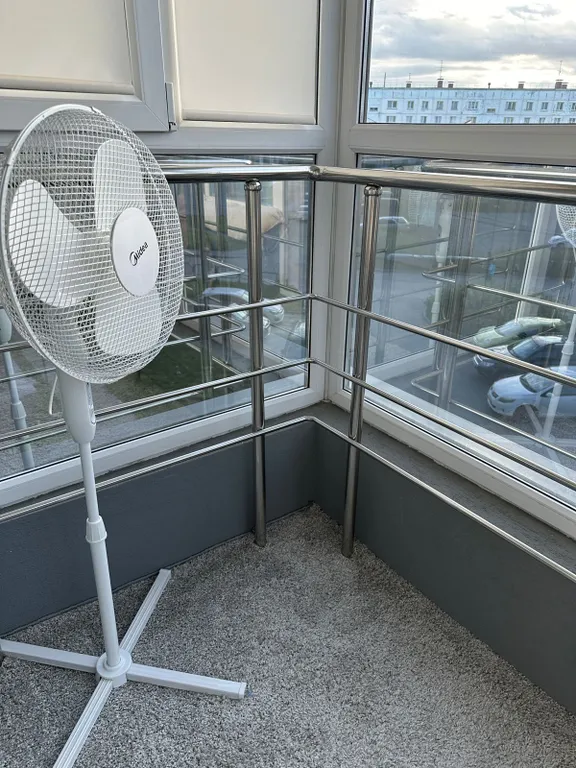 Комфортная квартира в новом доме с видом на закат