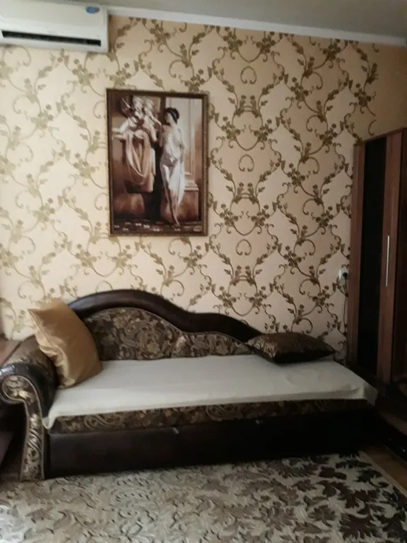 Часть дома с отдельным входом и террасой