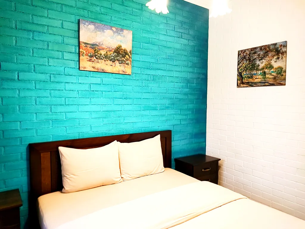 Двухкомнатный апартамент с видом на сад и внутренний дворик