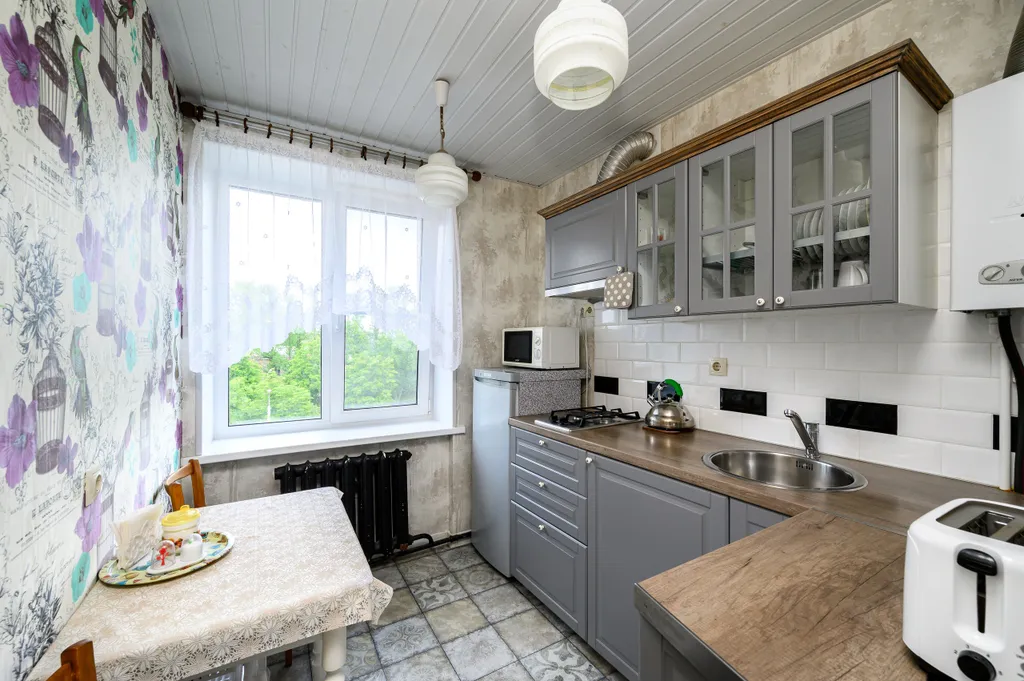 1-комнатная квартира с балконом — аренда посуточно в Петергоф