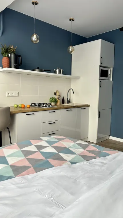 Студия Bayhouse в 200 метрах от метро Б. Момышулы для 2х гостей