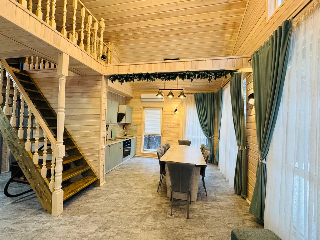 Новый Теплый двухэтажный дом до 10 человек 1км Солнечная Долина