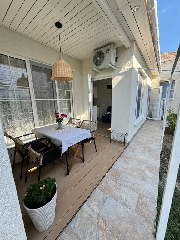 Коттедж Дом с террасой в центре Анапы — Анапа