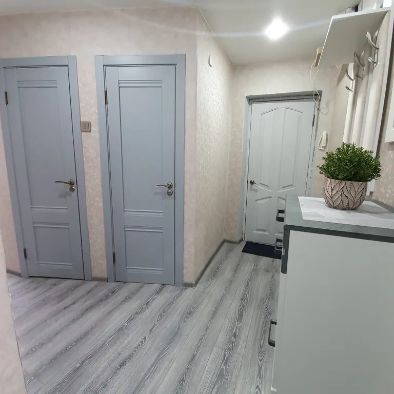 Уютная 2-комнатная квартира с раздельными спальнями в центре города