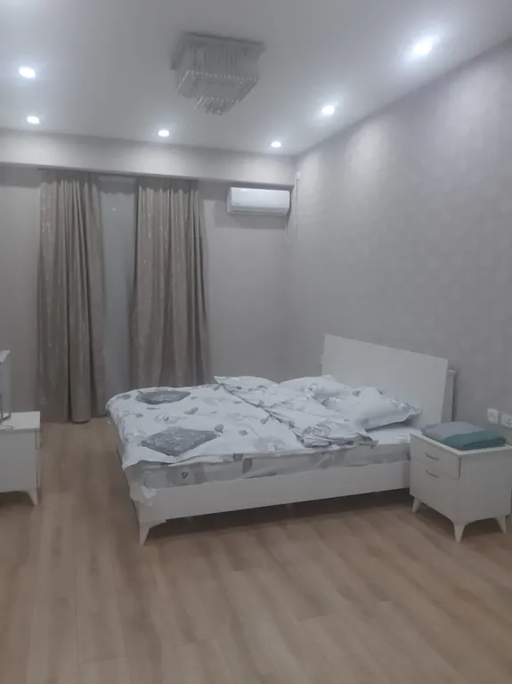 Трёхкомнатная квартира в элитном доме — аренда посуточно в Тбилиси