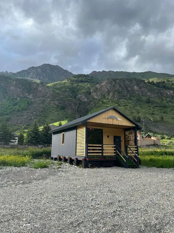 Гостевой дом Sabr с видом на горы