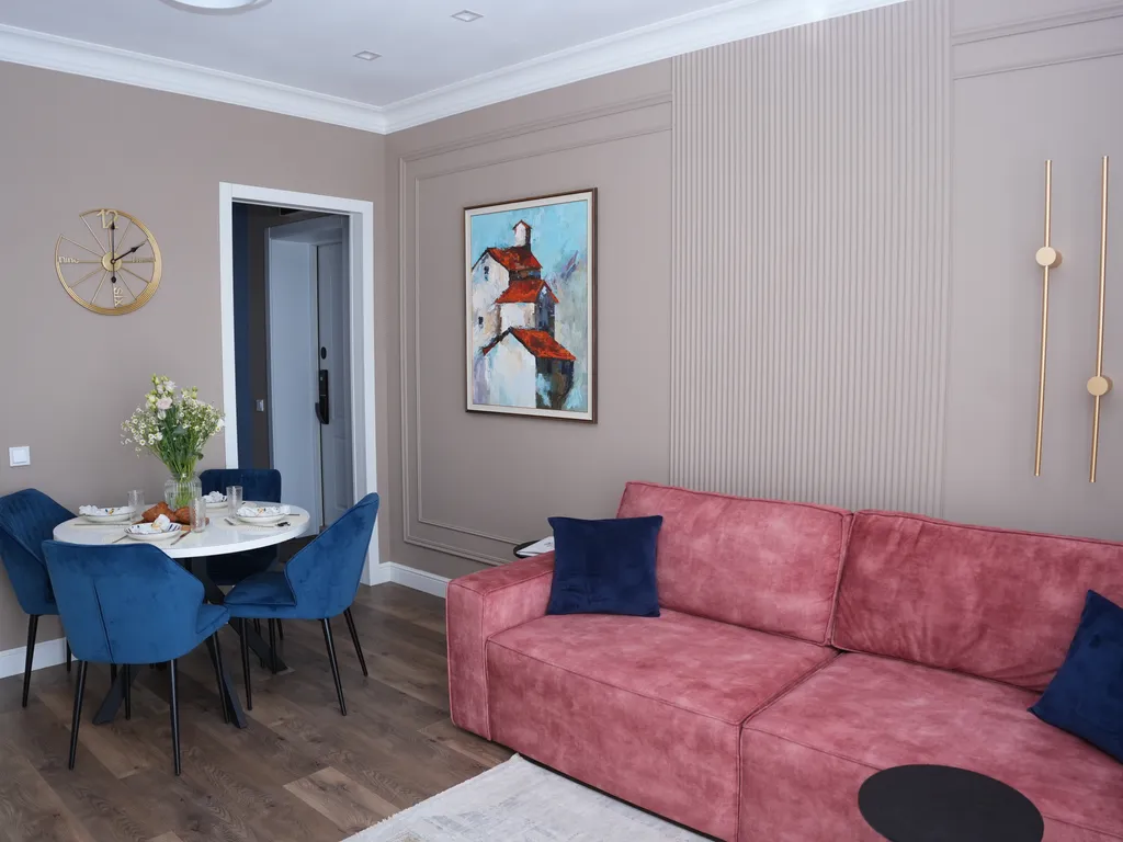 Стильная, современная квартира на набережной реки Волги