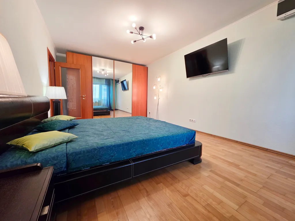 Большая, классная 2-х комнатная квартира