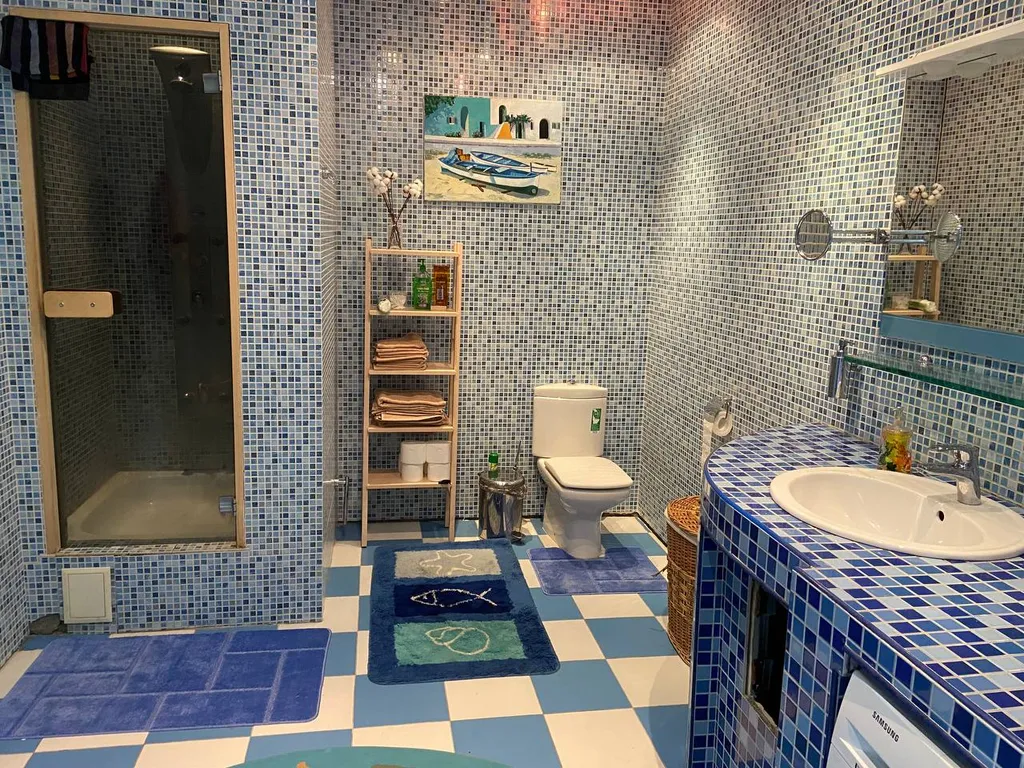 Дом на берегу сказочного озера