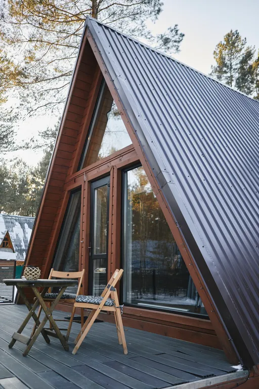 Уединенный дом в стиле A-frame
