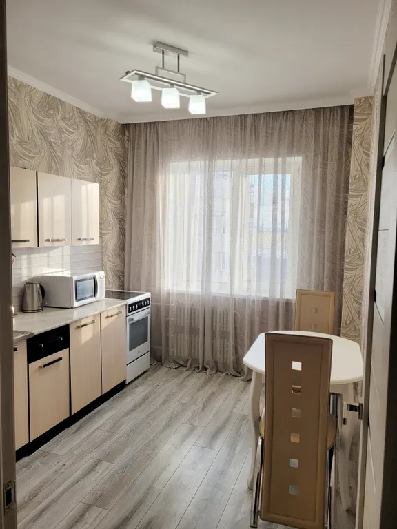 Уютная квартира в районе ТЦ Сити Молл