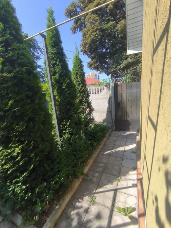 Квартира центр три квартала море