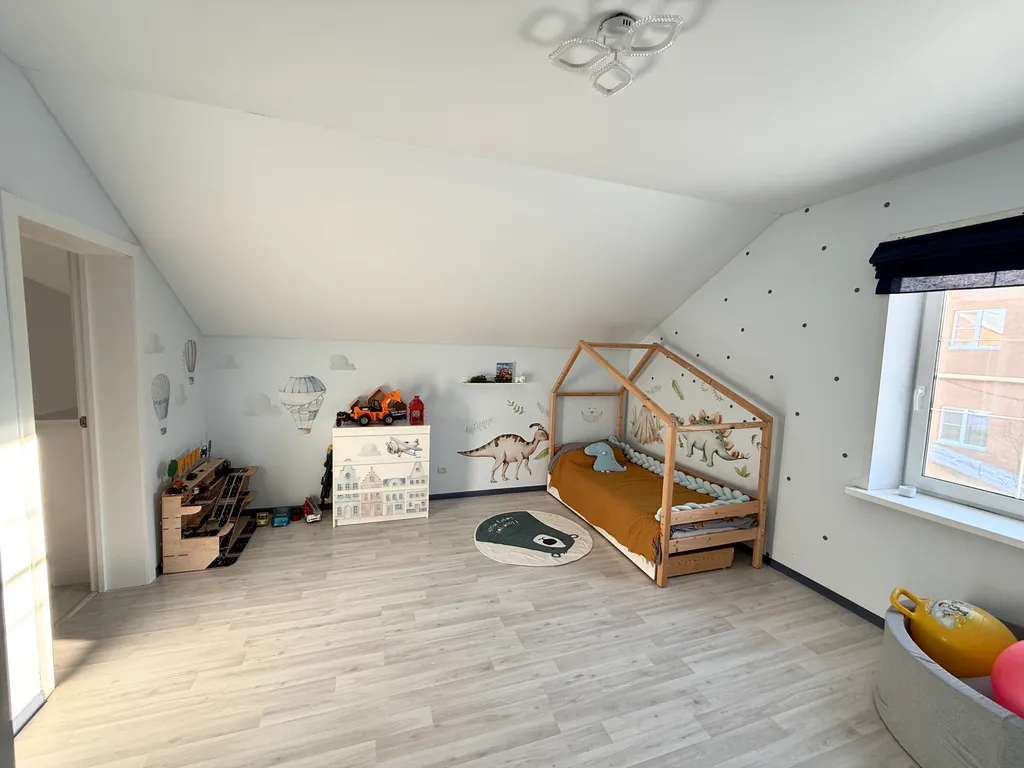 Просторный уютный коттедж