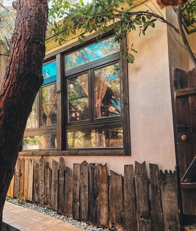 Дачный дом у моря в африканском стиле