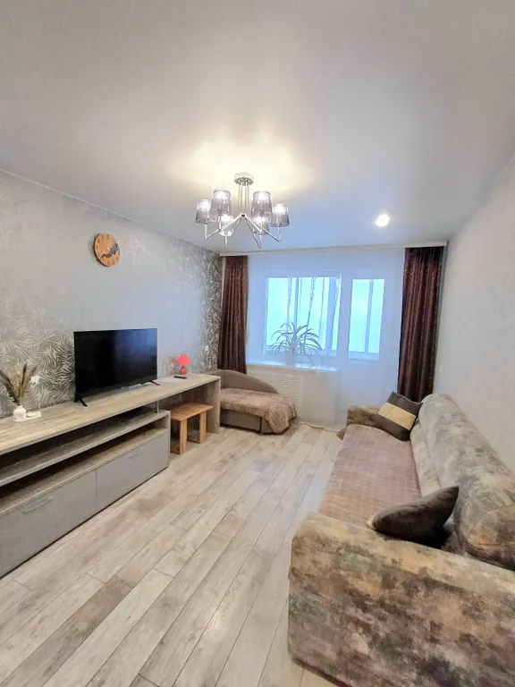 Светлая и уютная квартира — аренда посуточно в Киров