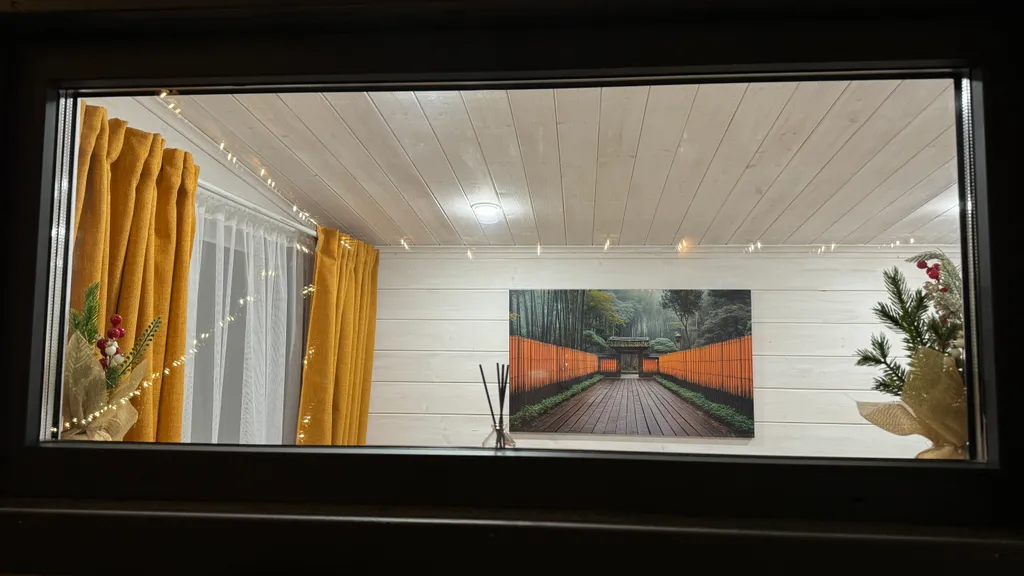 Небольшой уютный домик с чаном