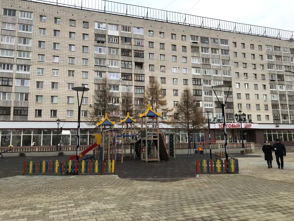 Уютная двушка в хорошем доме возле ЦУМа, рядом с Новогодней Елкой