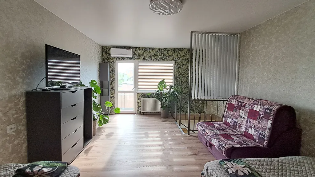 2-х этажный дом в центре города