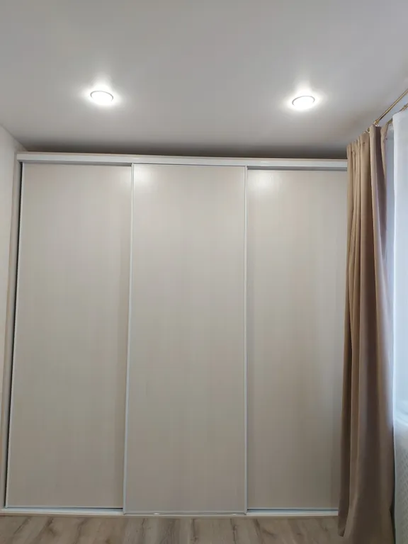 Квартира возле площади Славы