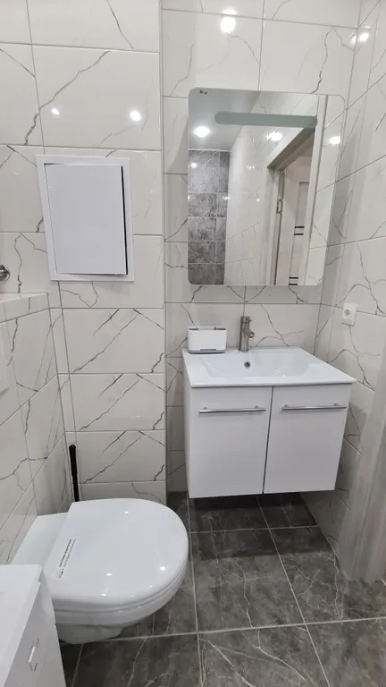 С видом на Успенский, бесконтактное заселение