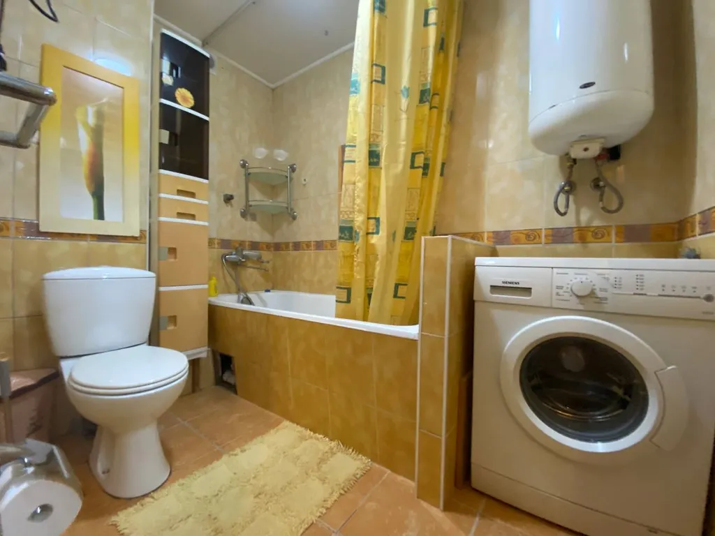 Двухкомнатная квартира рядом с ЖД-вокзалом