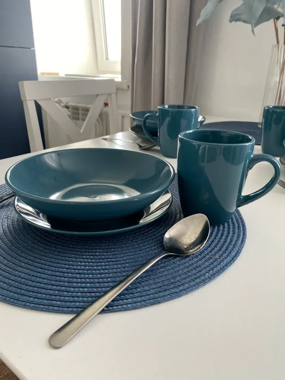 Уютная квартира на Саянах, рядом с остановкой, на 7 спальных мест