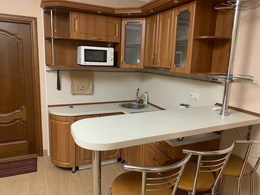 Уютная студия со своим закрытым двориком