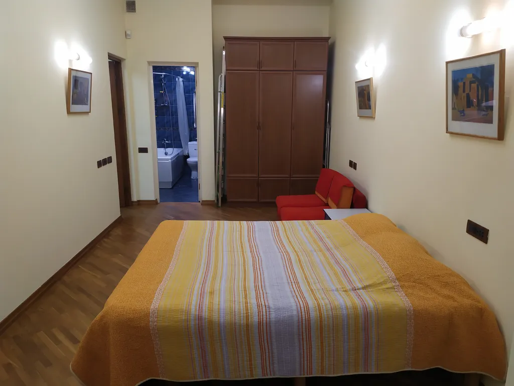 Квартира у площади Республики