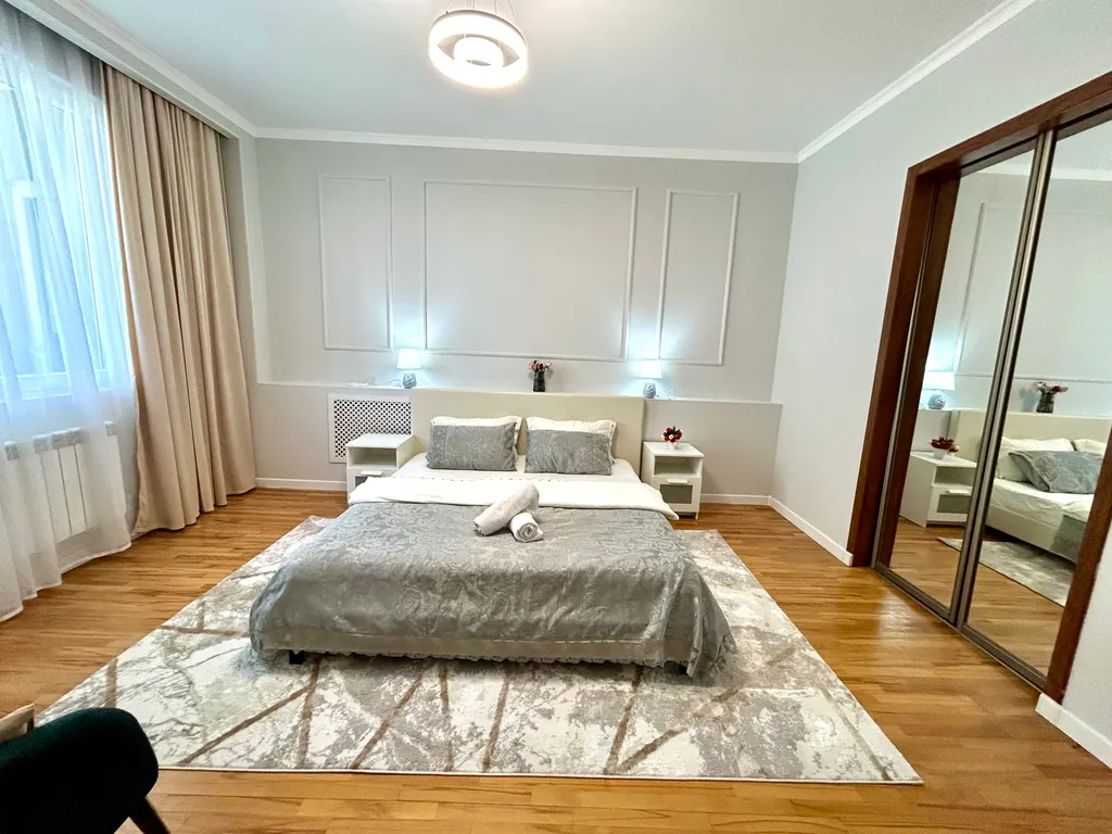 3-комнатная Квартира — аренда посуточно в Алматы