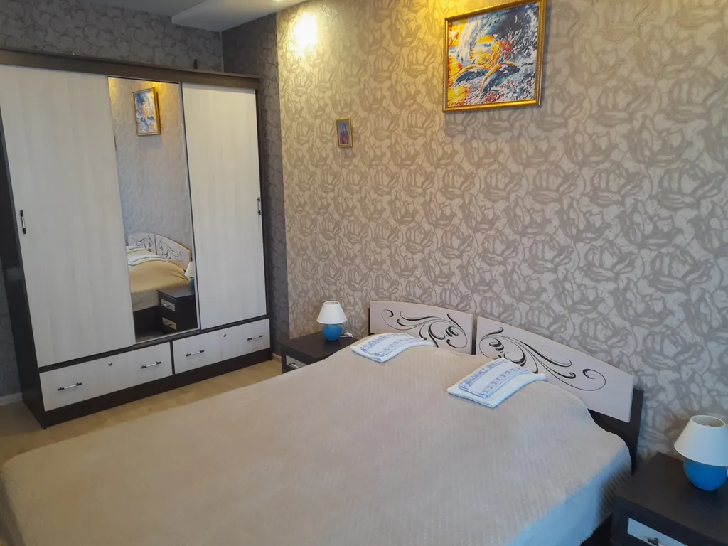 Квартира 2-комнатная Квартира — Севастополь