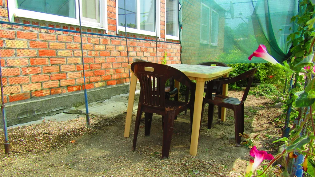 Дом с тремя спальнями и большой солнечной верандой