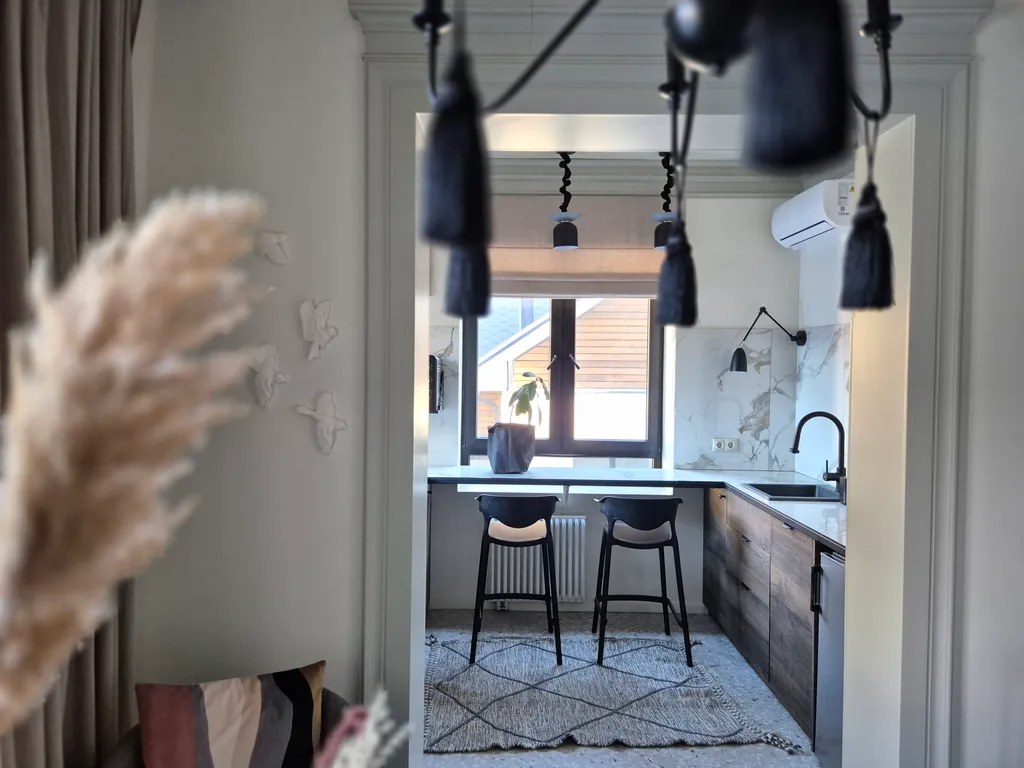 Дом в Кисловодске с авторскими интерьерами на стыке курорта и природы