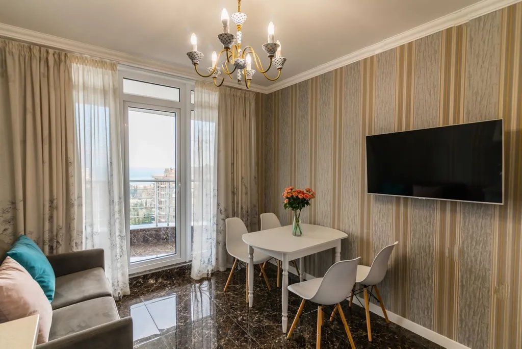 Квартира в центре с видом на море — аренда посуточно в Алушта