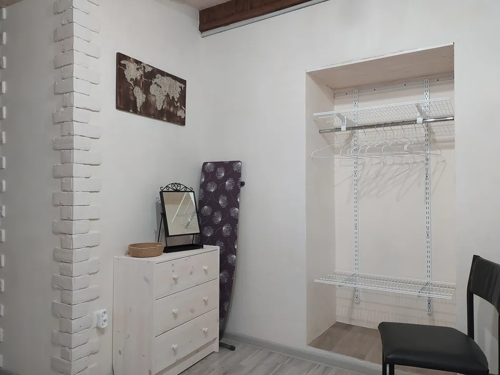 Студия у памятника Лермонтову