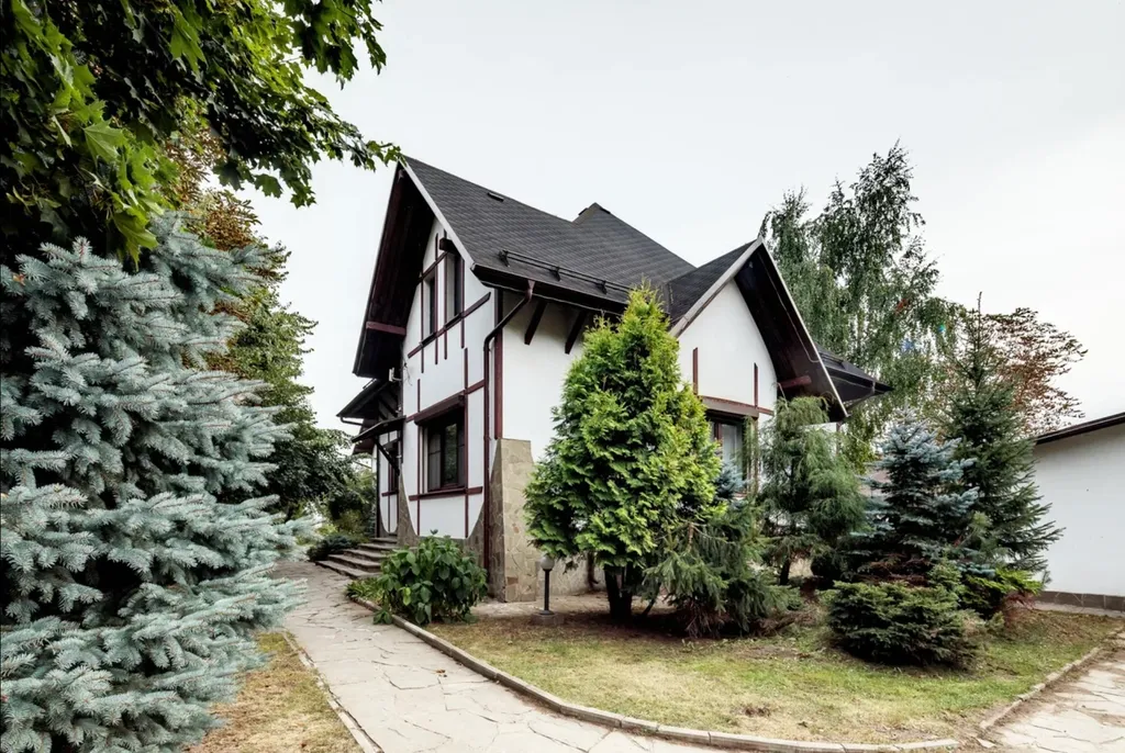 Коттедж Загородный дом с бассейном и бильярдной — аренда посуточно в Константиново