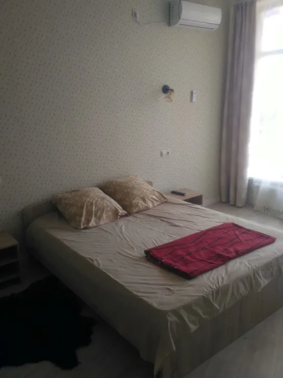 Квартира 2-комнатная Квартира — Феодосия