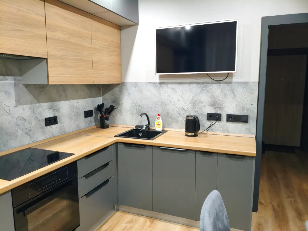 Уютная квартира с видом на набережную реки Волга