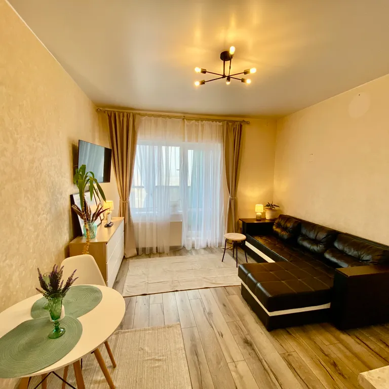 Уютная квартира-студия — аренда посуточно в Новоселье