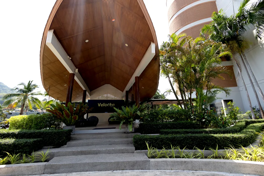 Семейные апартаменты Veloche на Кароне