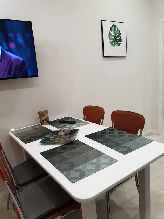 Море у дома, первая линия, двухкомнатная резиденция у моря