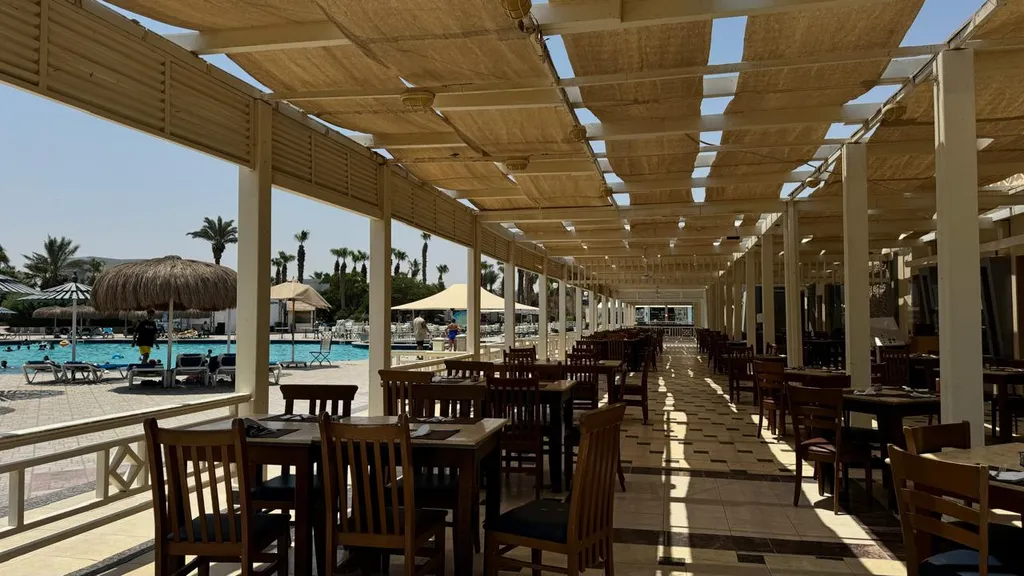 Уютная студия c аквапарком, морем, бассейном и всеми удобствами