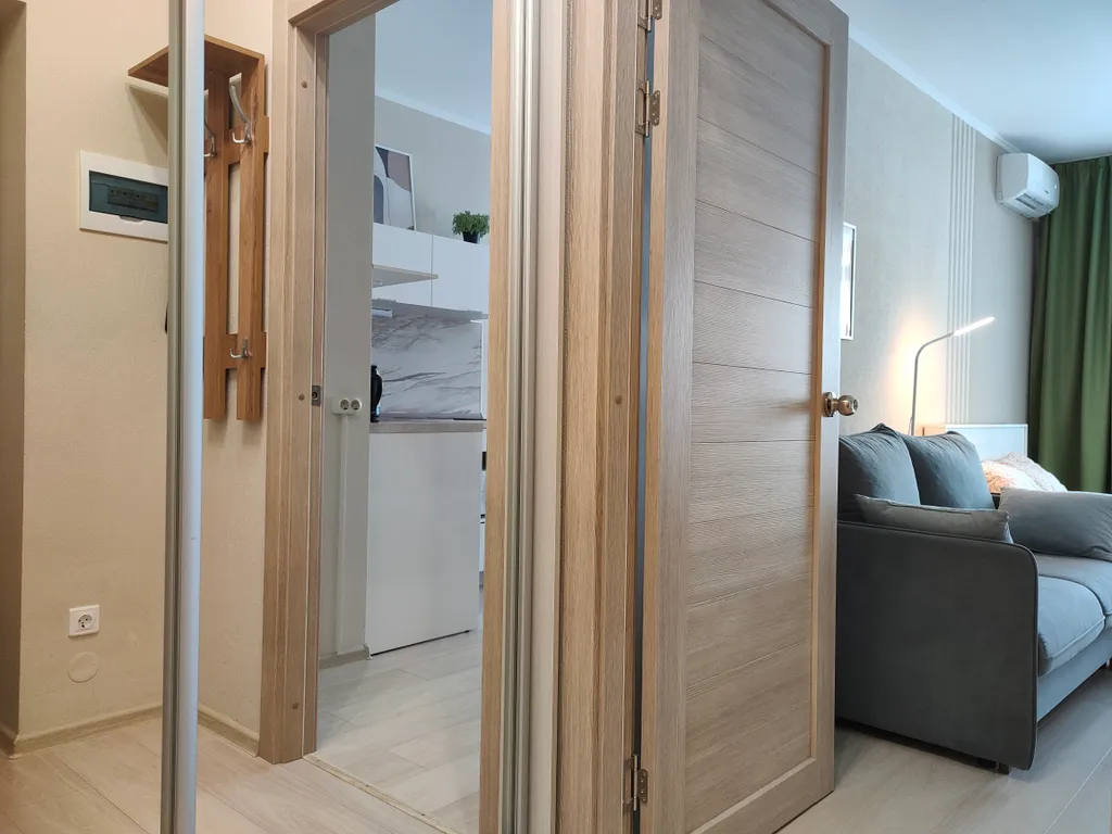 Квартира Квартира Комфортная студия у ТРЦ Veer mall — Екатеринбург