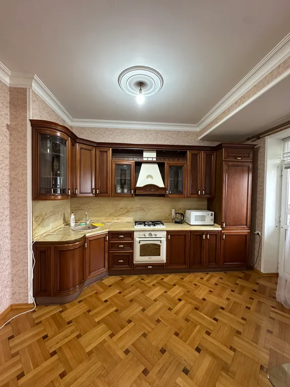 Квартира Квартира в центре города по низкой цене — Махачкала