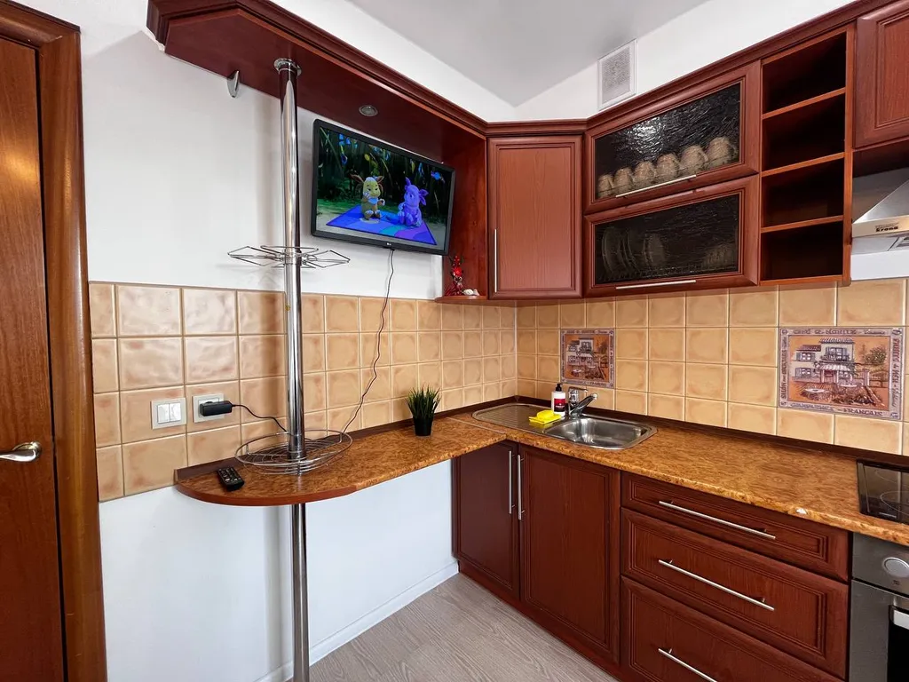 Просторная однокомнатная квартира в районе Набережной Грина