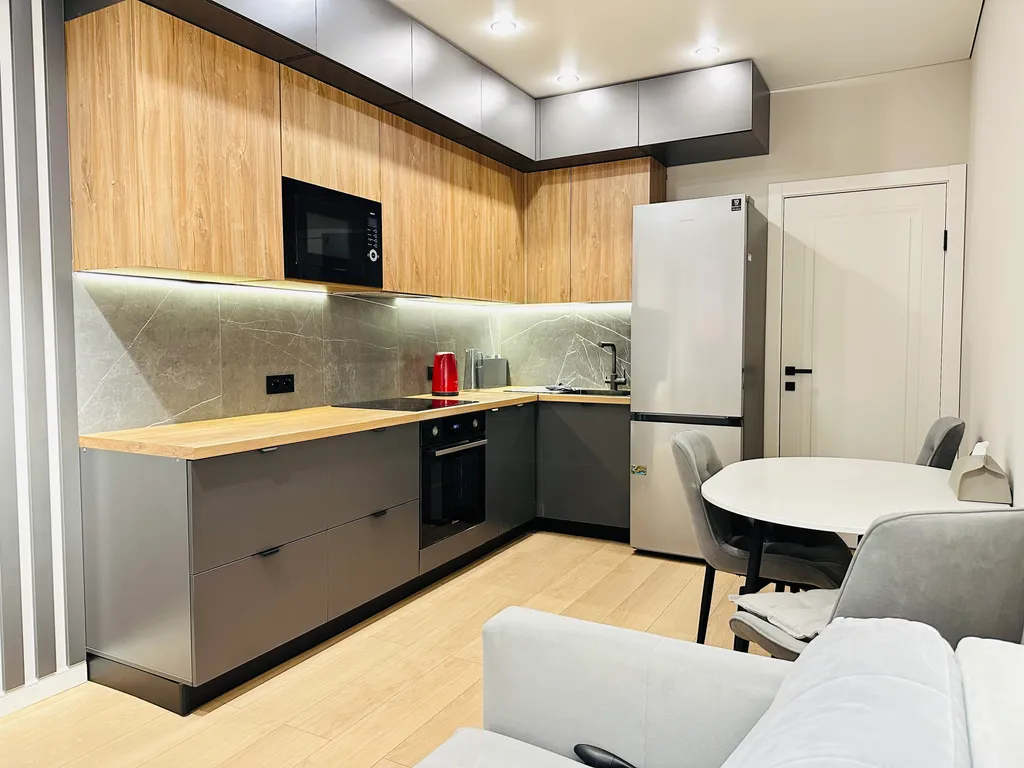 Шикарная евротрешка