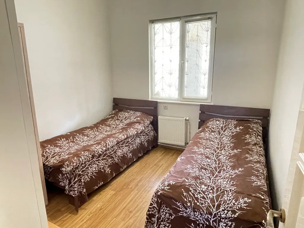 Шикарный дом в центре с бассейном